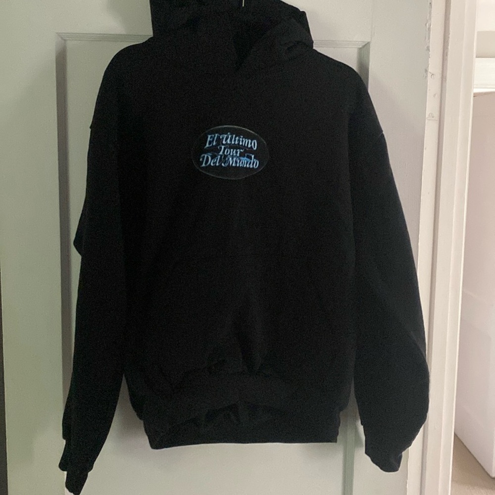 Bad Bunny El Último Tour Del Mundo Concert Sweatshirt Size Large